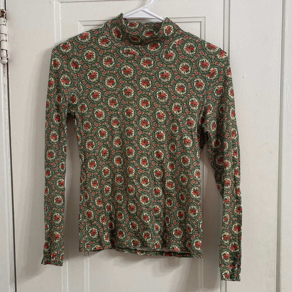 Sézane mockneck printed ribbed top
